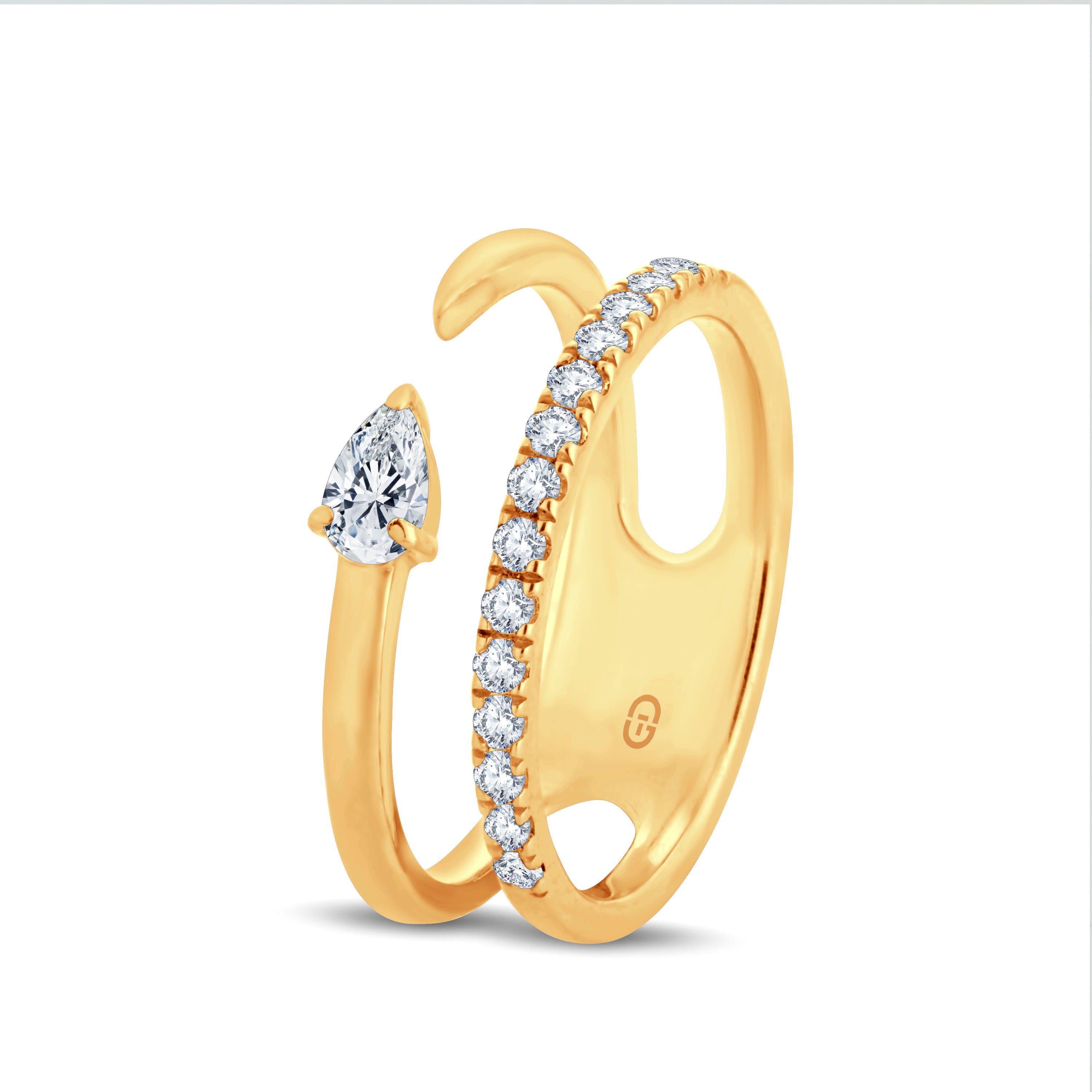 Experience modern sophistication with this stunning 0.20ct Pear Cut solitaire Fashion lab-grown diamond ring.
