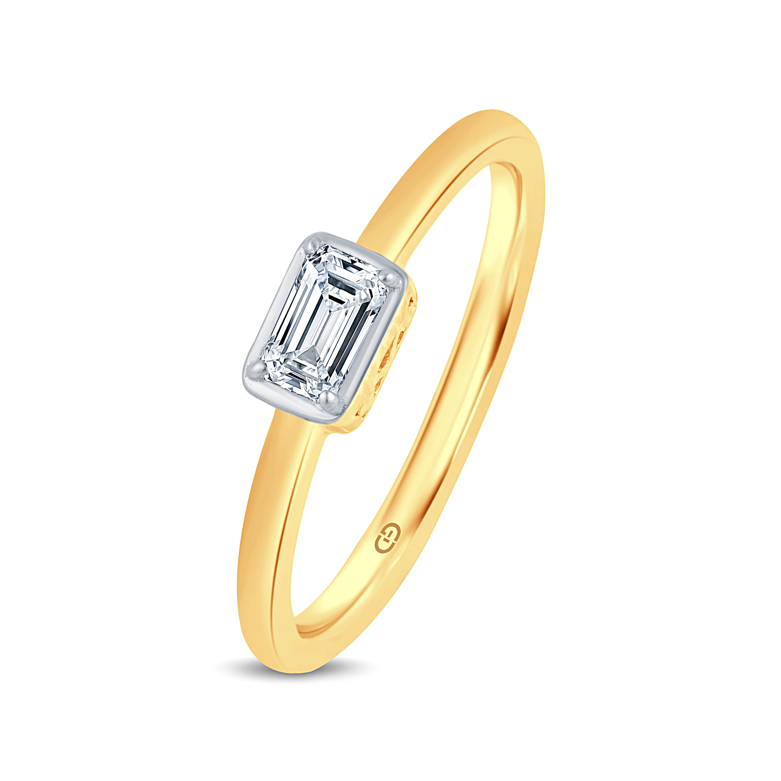 Emerald-Cut Lab-Grown Diamond Ring | Timeless & Ethical Beauty