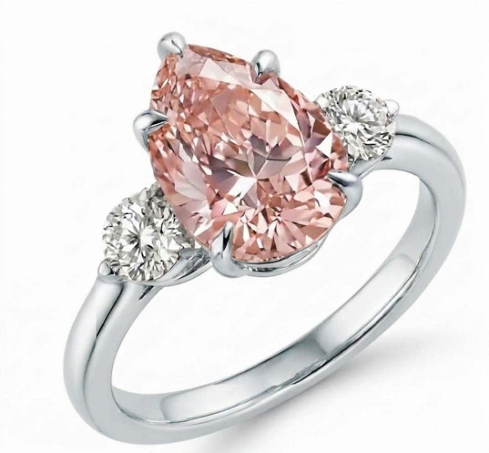 GrownńDiva Pear Pink Lab Diamond Three-Stone Ring 2.04 cts Pink centre Diamond