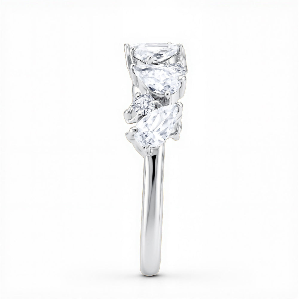 GrownńDiva 2.07 CT. T.W. Pear and Round Lab Diamond Cluster Band in 925 Silver