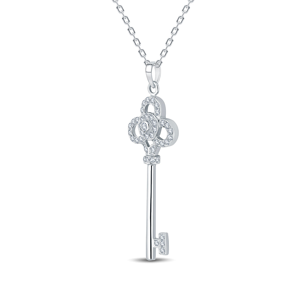 Elegant Key Pendant in Lab-Grown Diamonds | GrownńDiva