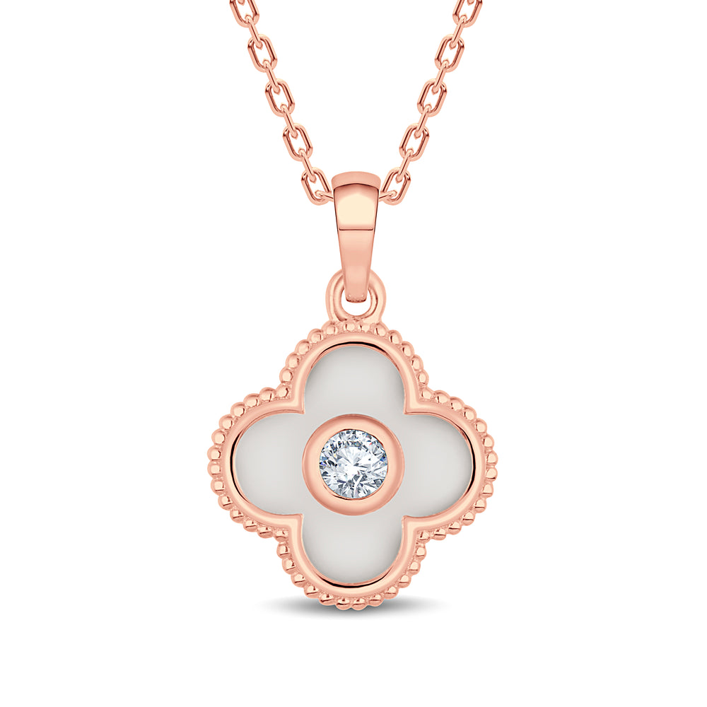 The Signature Clover: 0.15 Carat Lab Diamond & Mother of Pearl Style Pendant. GrownńDiva
